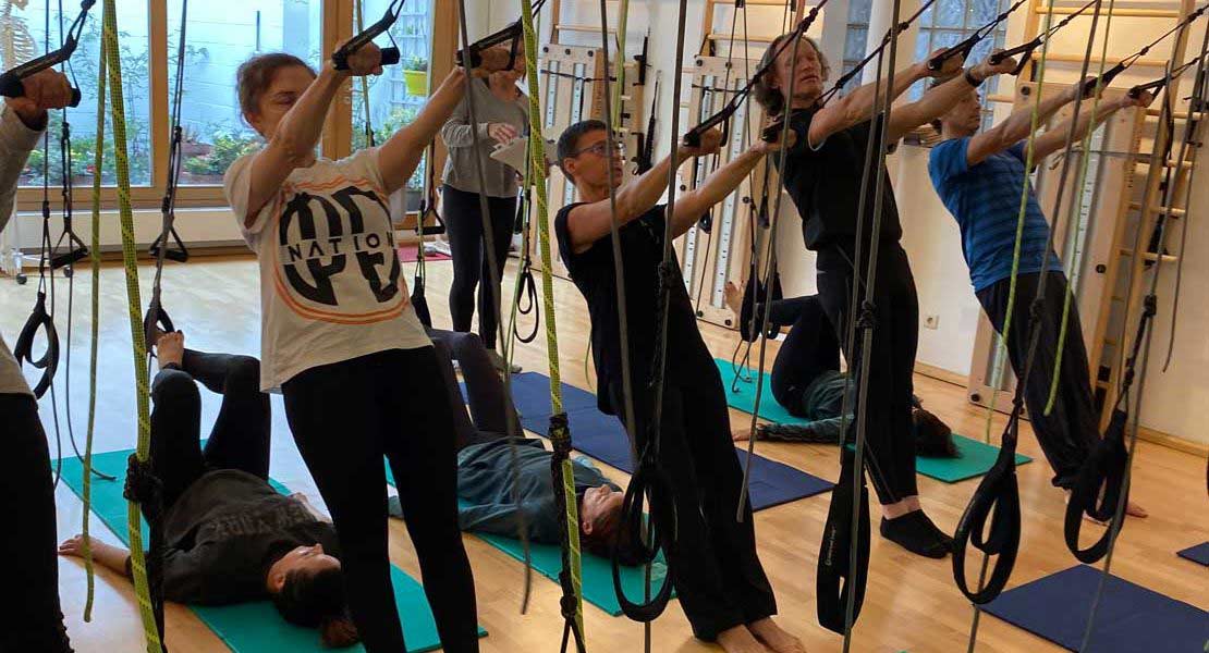 Bodhi® is a suspension technique with two anchors on the ceiling and four ropes. You use your body weight and momentum to guide the body into alignment, strength, and mobility. At Borrens, there are 12.